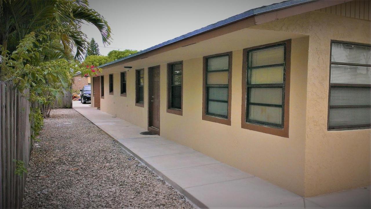 Ocean Vacation Breeze Villa Lantana Exterior photo