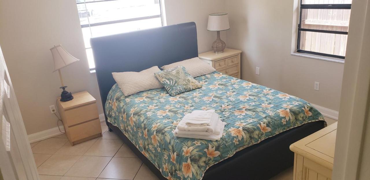 Ocean Vacation Breeze Villa Lantana Exterior photo