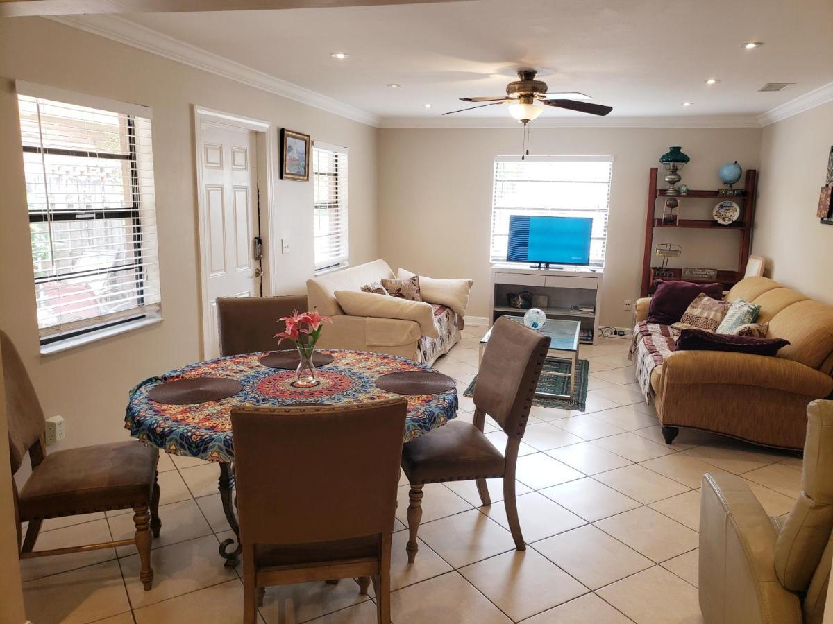 Ocean Vacation Breeze Villa Lantana Exterior photo